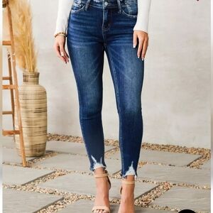 Bridge By Gly, Blue Ankle Cropped Jeans with Vintage Fading and Classic Indigo
